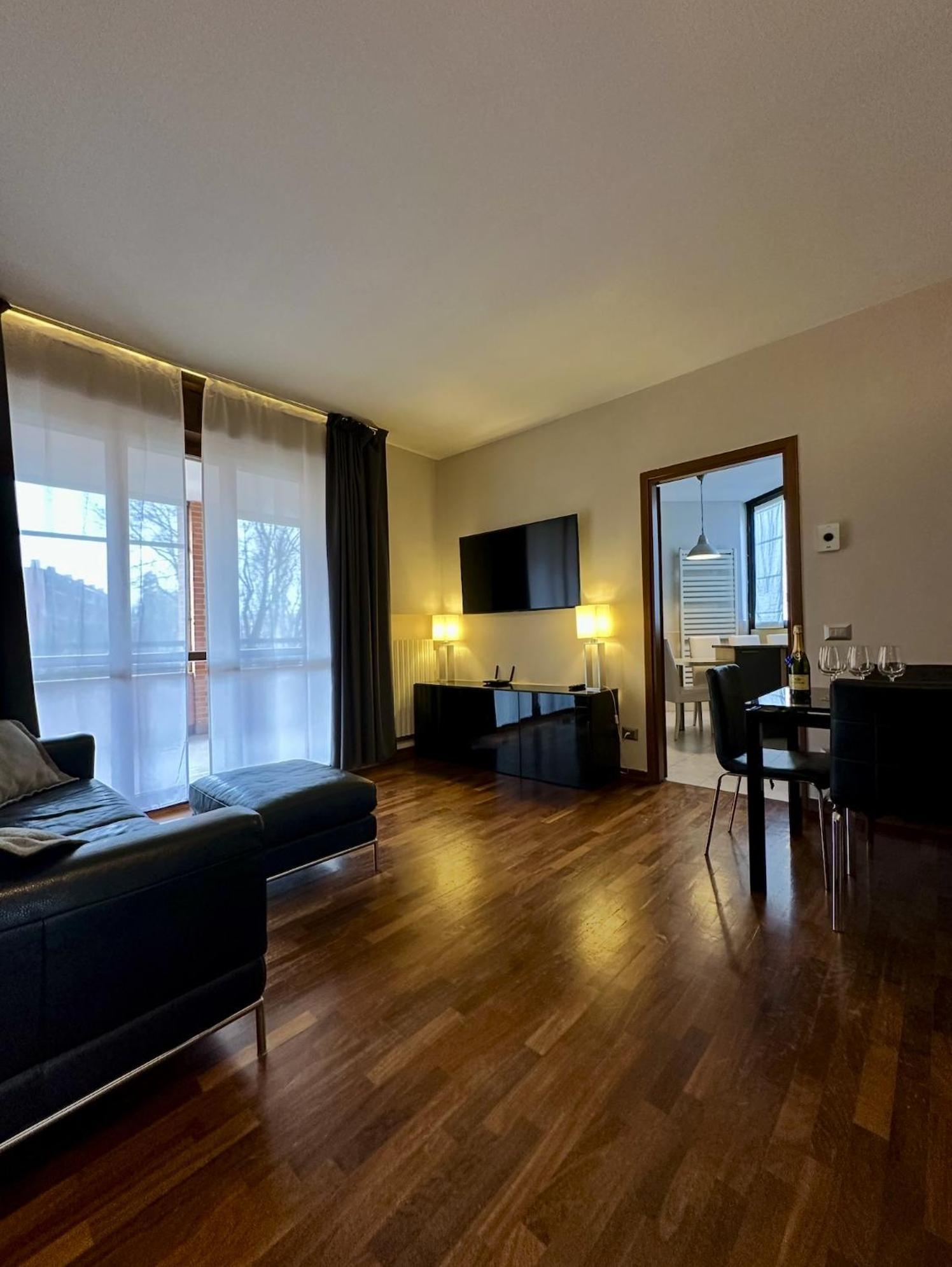 King Apartment Milano Bocconi Luaran gambar